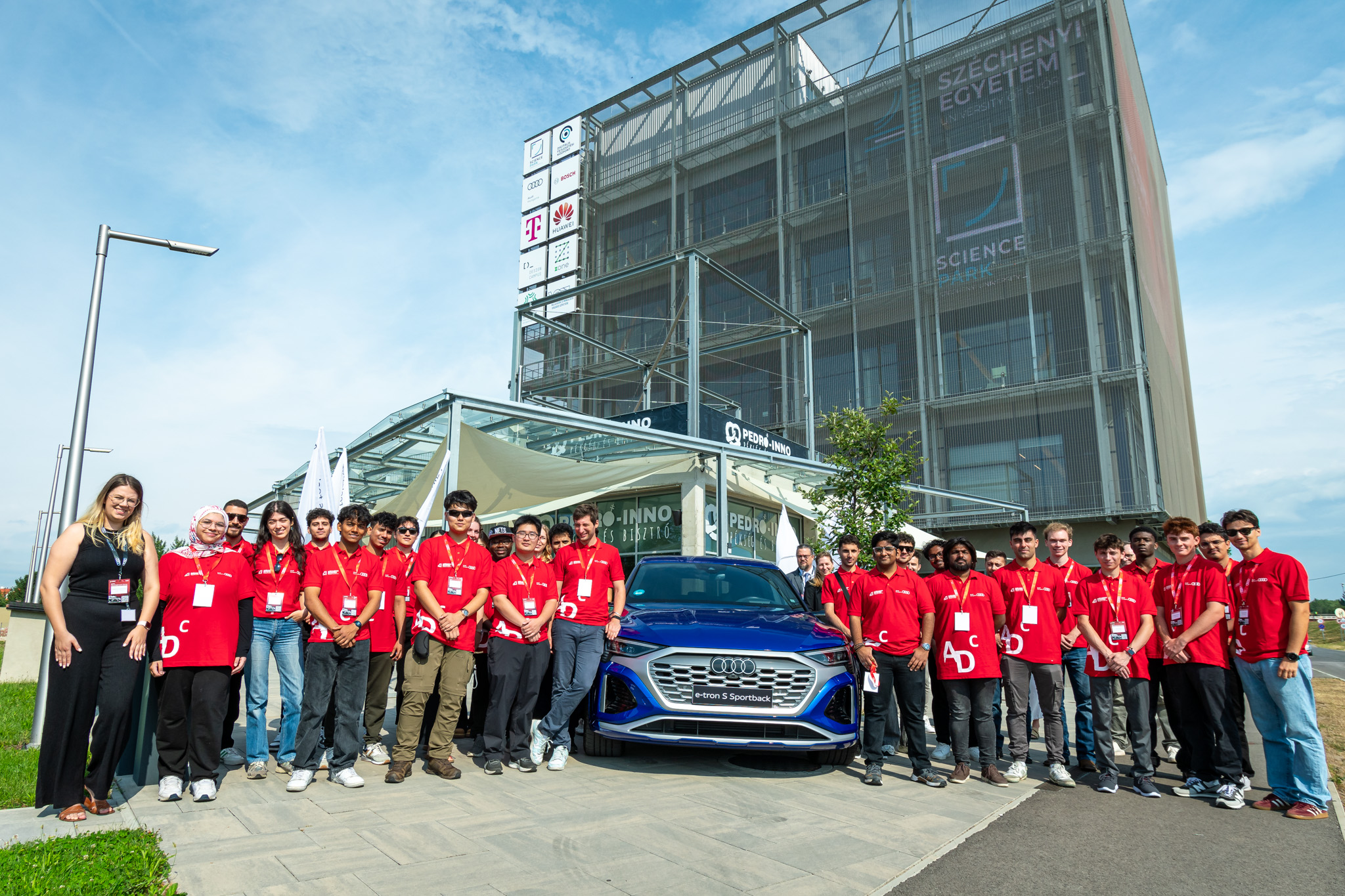 ADC_megnyito (2).jpg